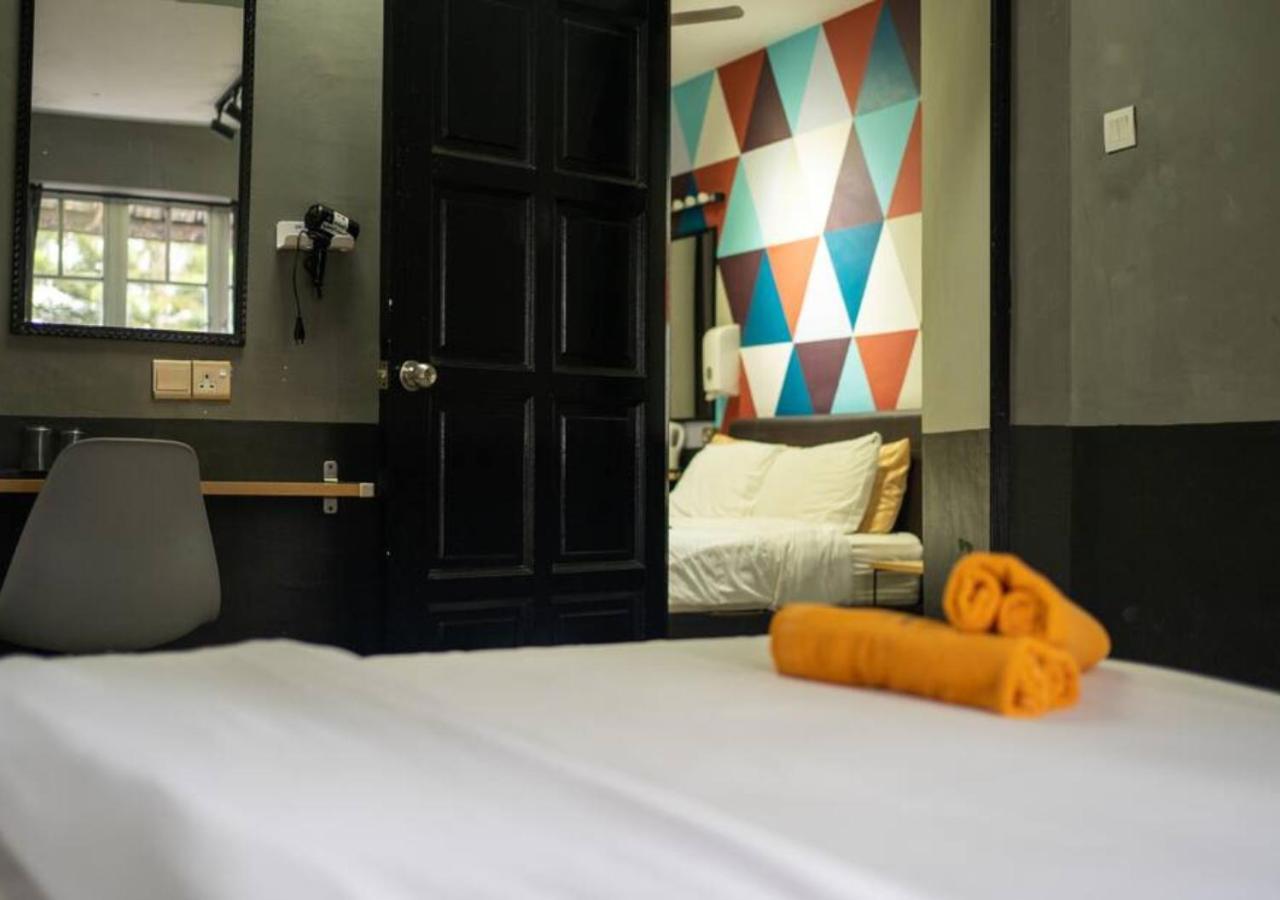 คาวี บูติค โฮเต็ล Hotel บรินชัง ภายนอก รูปภาพ